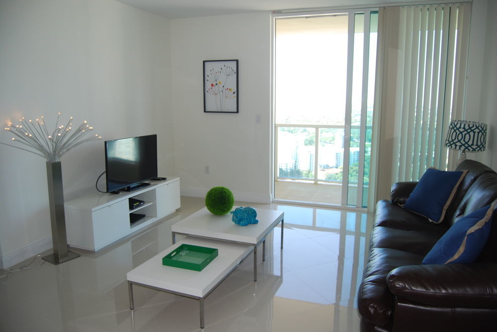 Churchill Suites Miami Brickell - One Broadway エクステリア 写真