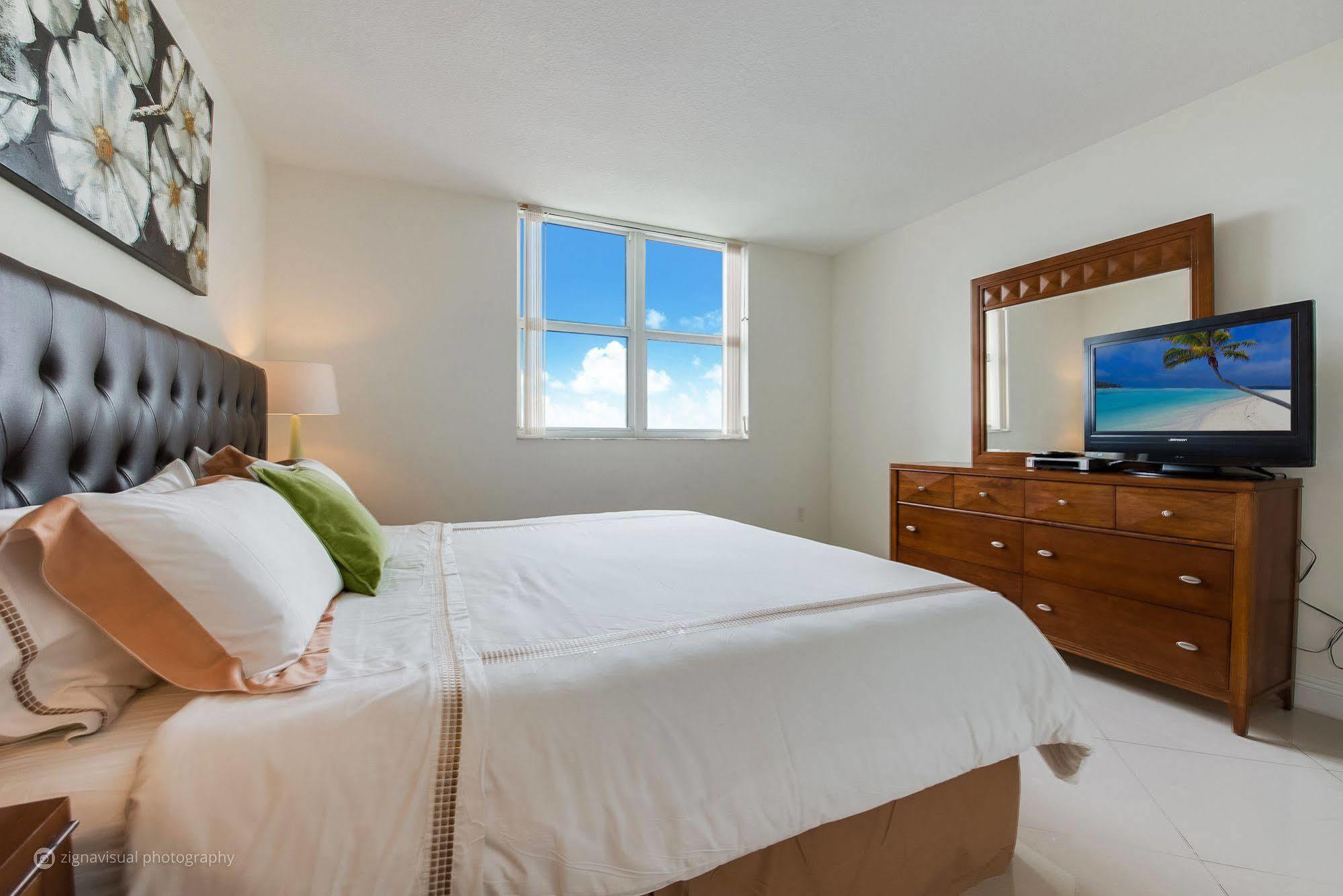 Churchill Suites Miami Brickell - One Broadway エクステリア 写真